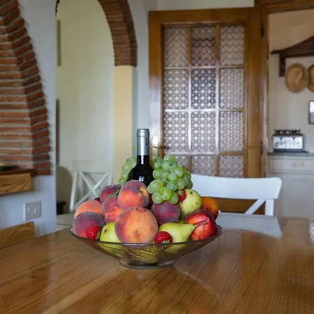Villa Romantica Sea View Villa *